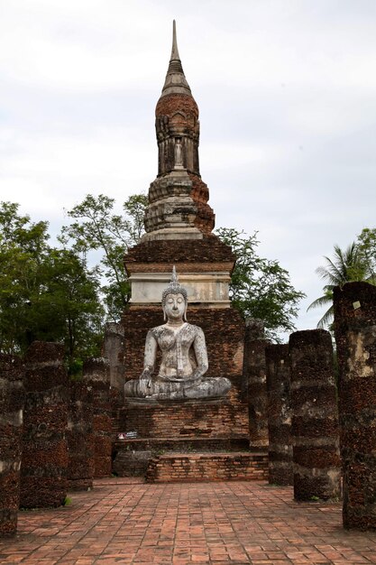 Wat Traphang Ngoen em Sukhothai
