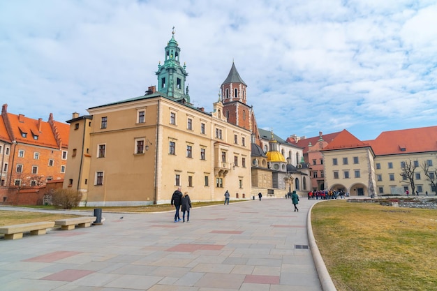 Wawel-Hügel mit Kathedrale und Schloss in Krakau