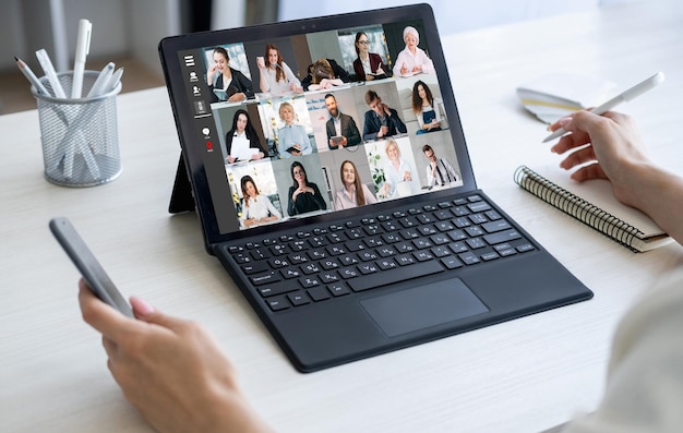 Web chat videoconferencia portátil colegas en línea