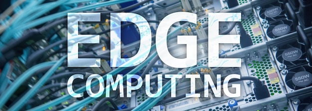 Website-Header EDGE-Computing-Internet und modernes Technologiekonzept auf modernem Serverraumhintergrund