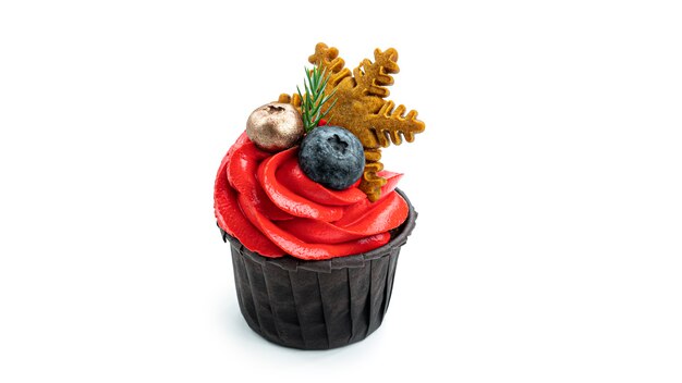 Weihnachtscupcake mit roter Buttercreme