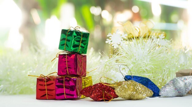 Foto weihnachtsdekoration auf dem tisch