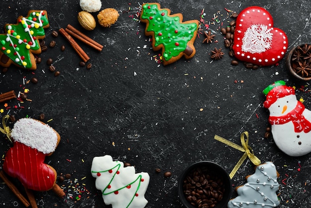 Weihnachtsgebäck Lebkuchen und Bonbons Banner Ansicht von oben Süße Bar