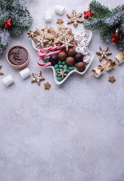 Weihnachtsgebäck und Marshmallow