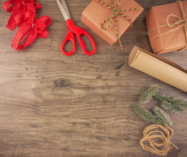 Weihnachtsgeschenkbox und Verpackungswerkzeuge