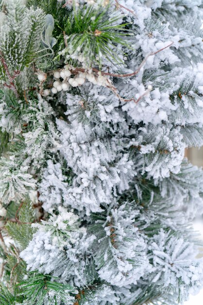 Weihnachtshintergrund - Niederlassungen, Schnee.