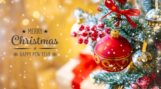 Foto weihnachtshintergrundgrußkarte mit schönem dekor selektiver fokus feiertag