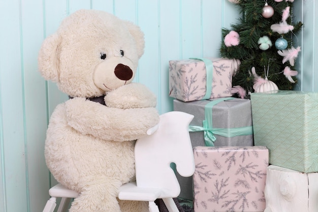 Foto weihnachtsinterieur des kinderzimmers neujahrsdekor im kinderspielzimmer