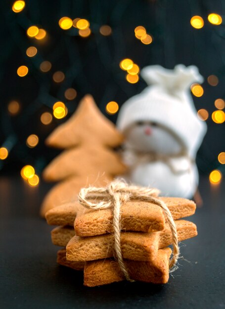 Weihnachtslebkuchen in Form eines Sternes.