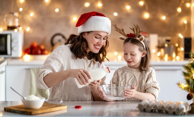 Weihnachtsplätzchen kochen