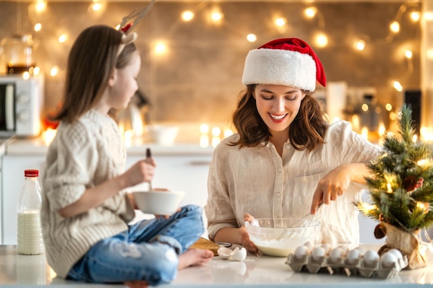 Weihnachtsplätzchen kochen