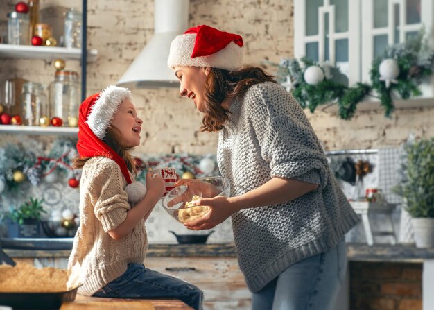 Weihnachtsplätzchen kochen