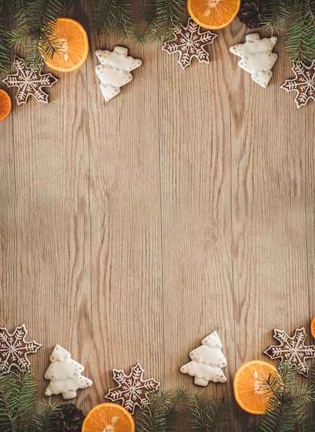 Weihnachtsplätzchen mit geschnittener Orange