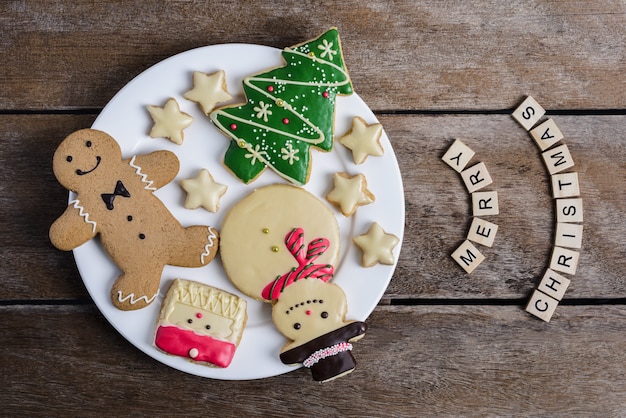 Weihnachtsplätzchen, Silvesterform Weihnachtsbaum, Lebkuchenmann, Schneemann, Schneeflocke, o