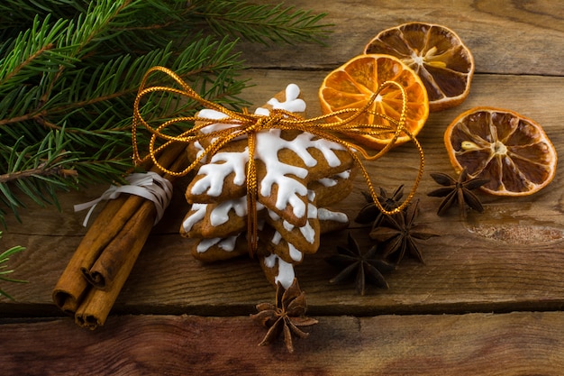 Weihnachtsplätzchen und Zimt