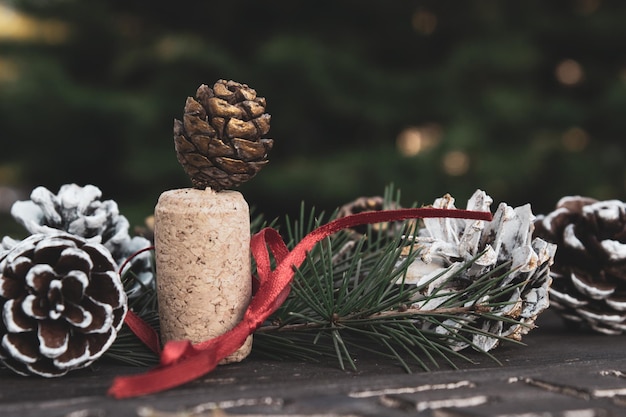 Weihnachtsschmuck Christbaumschmuck Tannenzapfen dekorative Objekte für den Urlaub