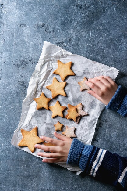 Weihnachtssternform-Zuckerplätzchen