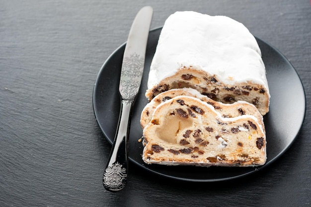 Weihnachtsstollen