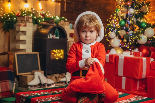 Weihnachtsstrümpfe Geschenkkartenkonzept Frohe Weihnachten und ein gutes neues Jahr Weihnachtsgeschenke Neujahr Ch