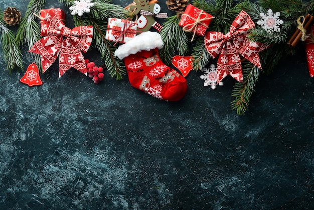 Weihnachtswarme Socken und Landschaft Draufsicht Weihnachtsart