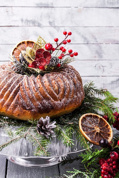 Weihnachtszebrakuchen mit Schokolade und Matcha-Grüntee