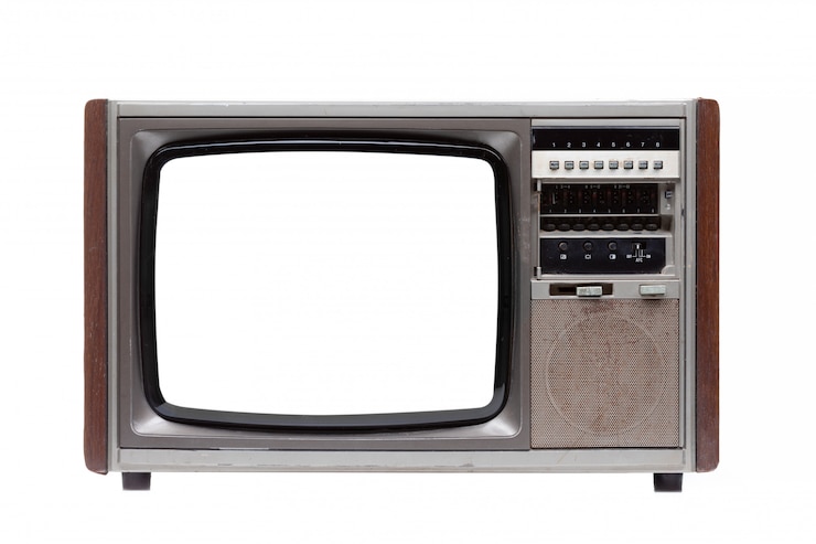Foto weinlese fernsehapparat mit dem weißen unbelegten bildschirm getrennt auf weiß.