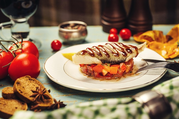 Weißfischfilet mit Gemüse