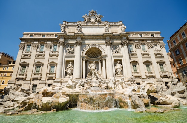 Weltberühmter Markstein Trevi-Brunnen. Rom, Italien.