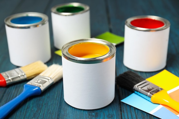 Werkzeuge für Kunst und Lackreparatur Lack in Dose