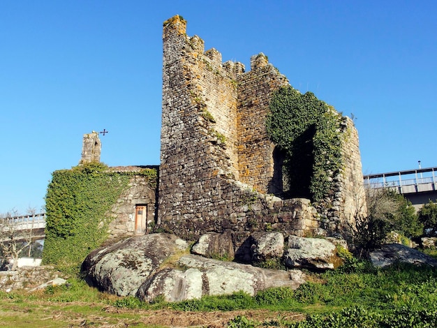 West Towers Verteidigungskomplex, der gebaut wurde, um die Küsten dieser Gegend Spaniens vor Angriffen der Wikinger zu schützen