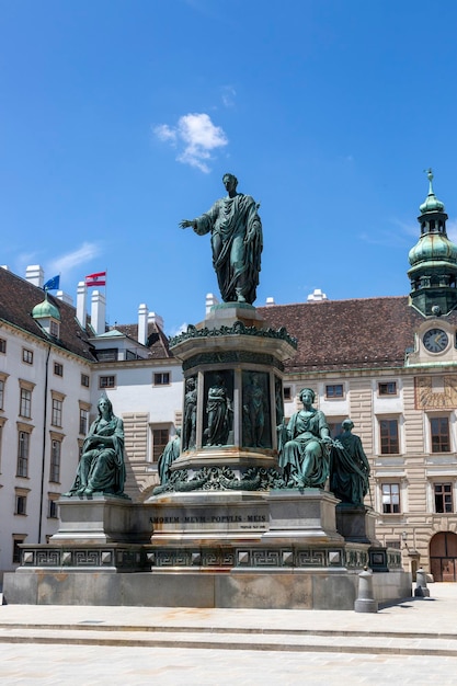 Wien Österreich 13. Juni 2023 Denkmal für Kaiser Franz I. auf dem Platz In der Burg in Wien