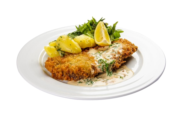 Wiener Schnitzel auf weißem Grund