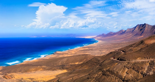 Wilde Schönheit der Vulkaninsel Fuerteventura