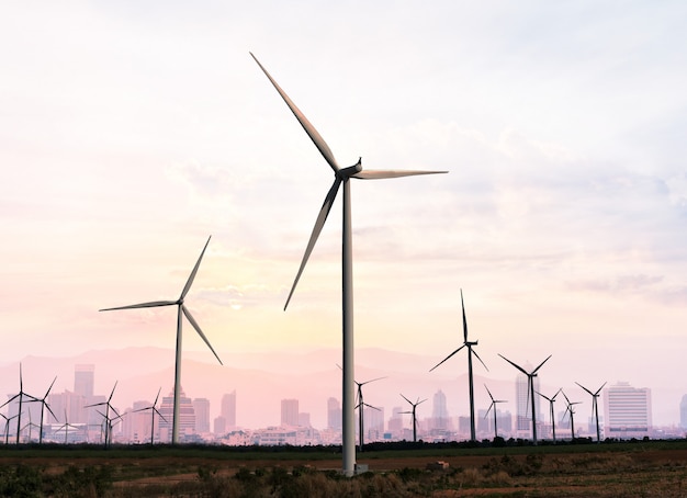 Windkraftanlagen, die Strom erzeugen