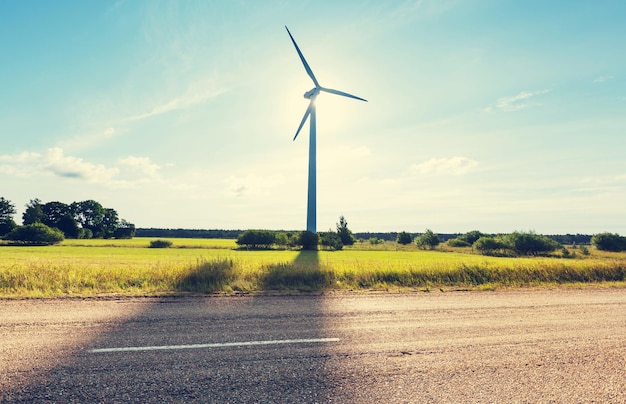 Windmühlen auf dem Feld