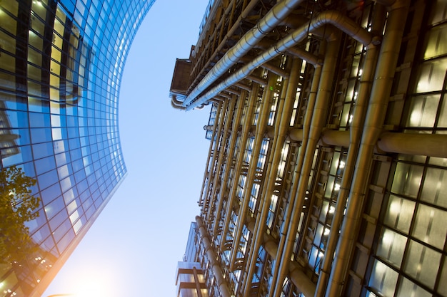 Windows of Skyscraper Business Office, Firmengebäude in London City, England, Großbritannien