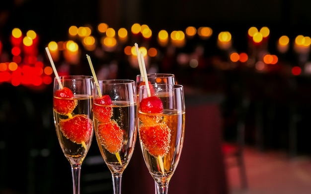 Wine Cocktail Welcome Drink em um evento de banquete de jantar de gala corporativo