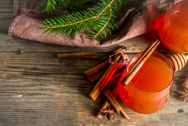 Winter und Weihnachten Wassail heißen Cocktail