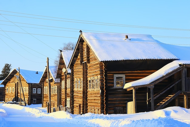 winterlandschaft russisches dorf norden holzhaus