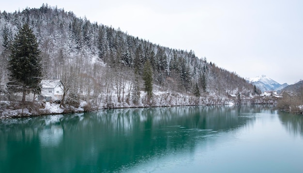 winterlandschaft see berge schnee