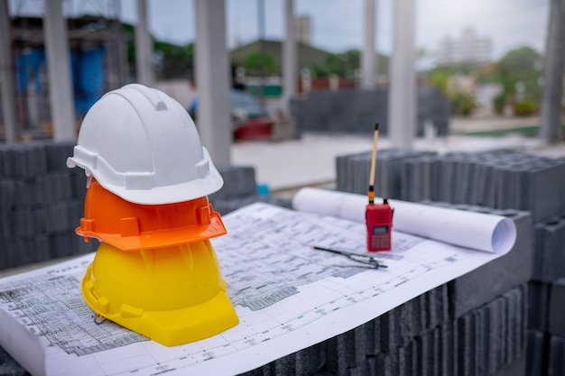 Wissenschaftliche Analyse des professionellen Tragens von Brillen und Sicherheitshandschuhen bei der Arbeitsanalyse der Wasserqualität