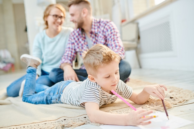 Wochenende mit Familienmitgliedern genießen