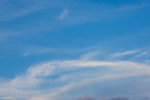 Wolken und Himmel