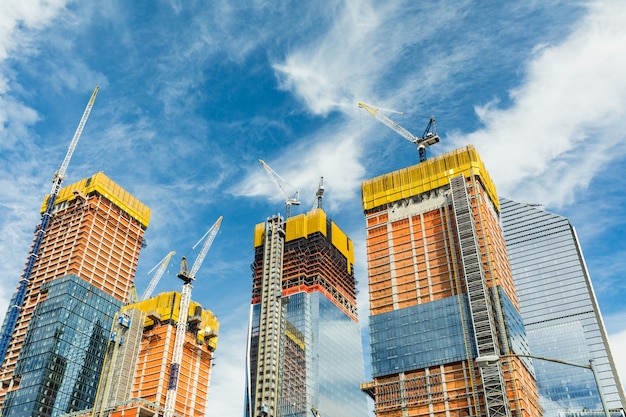 Wolkenkratzerbaustelle für moderne gebäude in new york