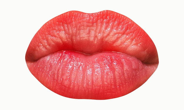 Womans labios beso cerca aislado sobre fondo blanco aislado boca