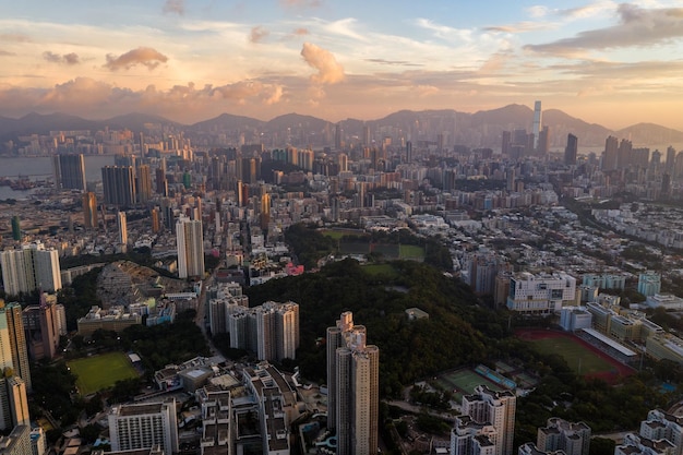 Wong Tai Sin, Hong Kong 13 de septiembre de 2018: - puesta de sol de Hong Kong