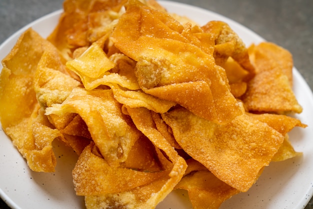 wonton de cerdo frito