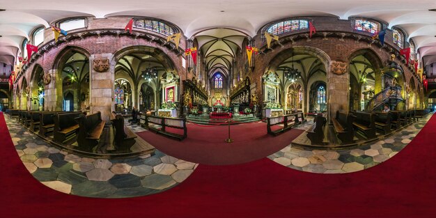 WROCLAW POLONIA SEPTIEMBRE 2018 panorama esférico completo sin costuras 360 grados ángulo vista interior catedral católica gótica de juan el bautista en proyección equirectangular listo contenido AR VR