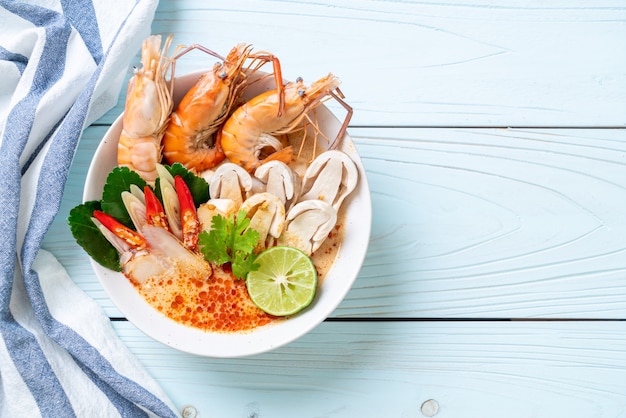 würzige Garnelensuppe (Tom Yum Goong)