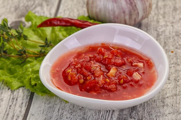 Würzige Tomaten-Knoblauch-Sauce